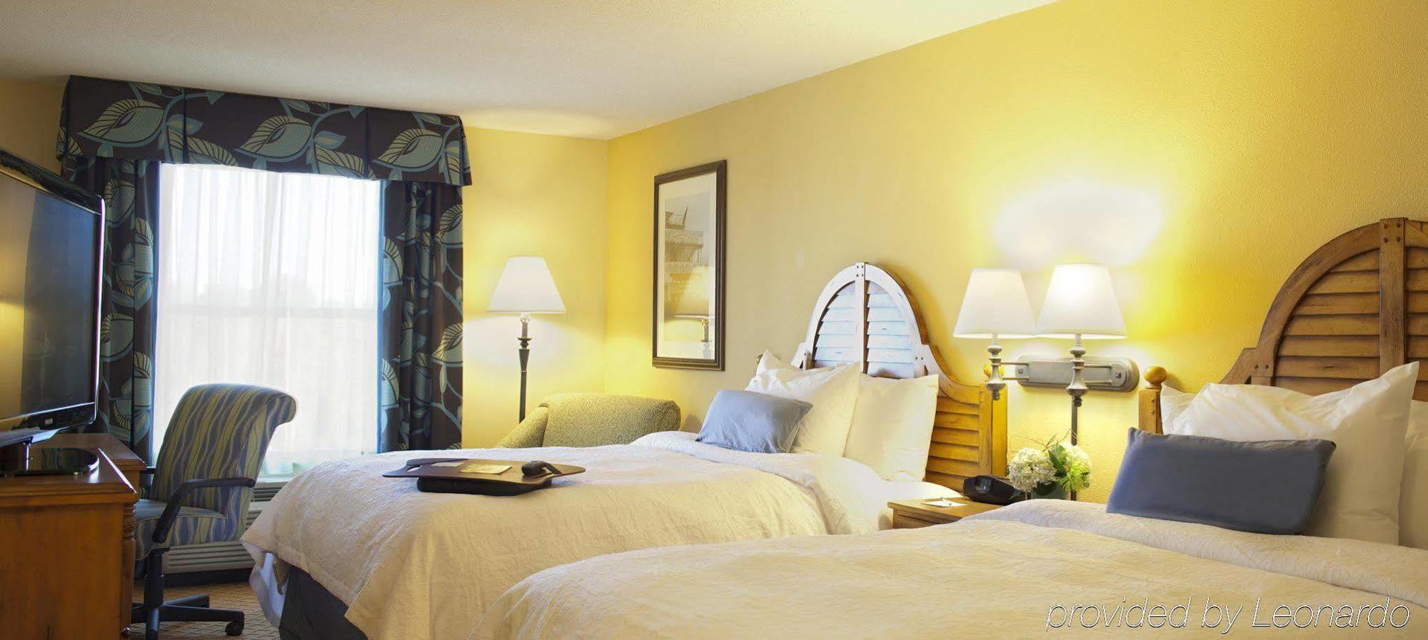 Hampton Inn & Suites Savannah/Midtown חדר תמונה
